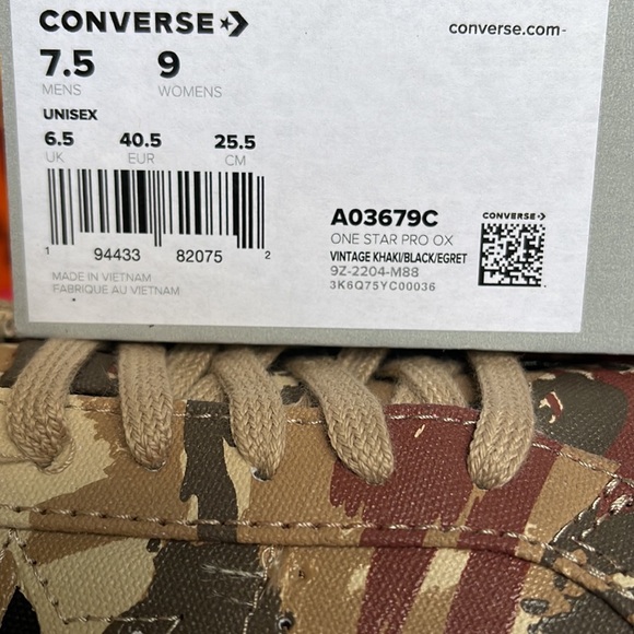 Converse A03679C
ONE STAR PRO OX
VINTAGE KHAKI/BLACK/EGRET
WMNS sneakers - Picture 16 of 16